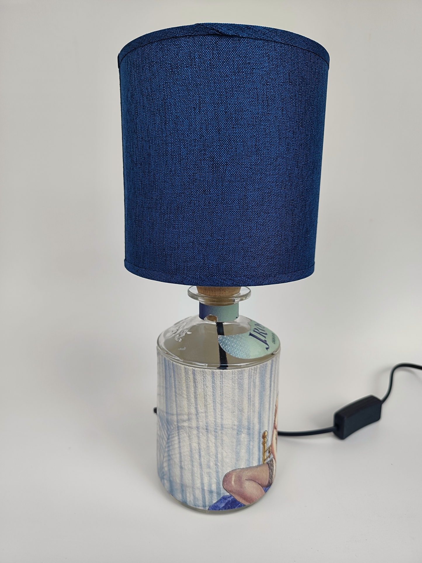 Lampada artigianale ricavata da bott. J. Rose "Blue"