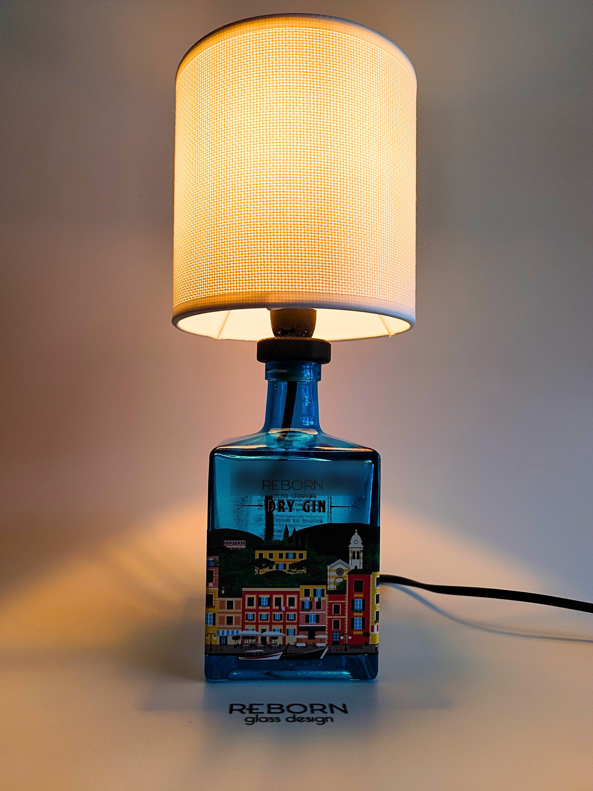Lampada ricavata artigianalmente da bott. Portofino