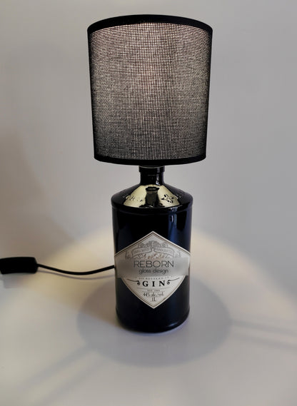 Lampada artigianale ricavata da bott. Hendrick's