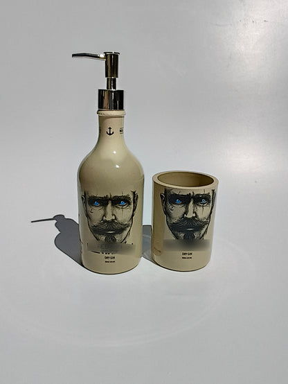 Set bagno artigianale ricavato da bott. Knut Hansen