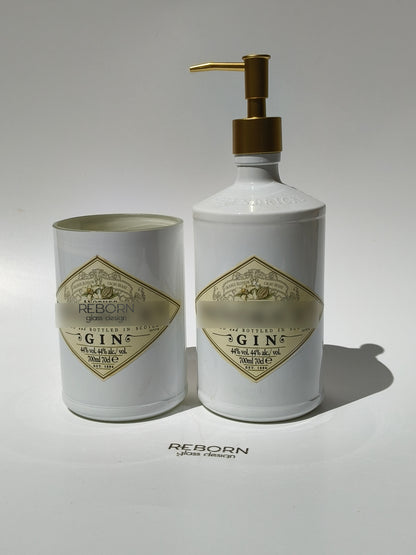 Set bagno ricavato artigianalmente da bott. Hendrick's bianco