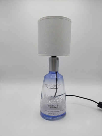 Lampada artigianale ricavata da bott. Gin Mare