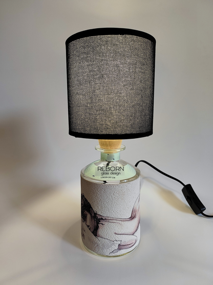 Lampada ricavata artigianalmente da bott. J. Rose "Black"